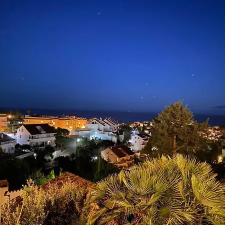 Estudio Con Vistas Al Mar Garaje Privado Gratis Fuengirola