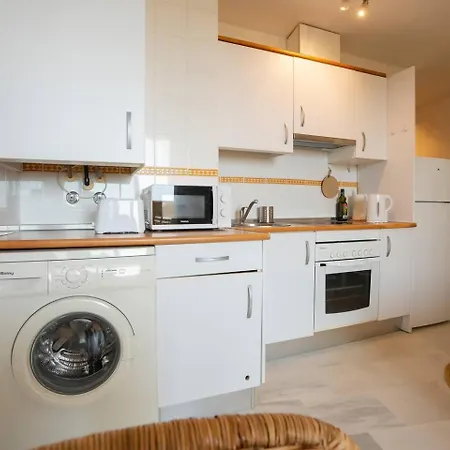 Estudio Con Vistas Al Mar Garaje Privado Gratis Apartment *